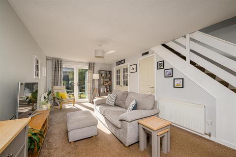 10 Quarryknowe Crescent, Inchture, Perth, PH14 9RH