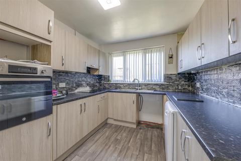 7 Thirlmere Avenue, Haslingden, Rossendale, BB4 6LU