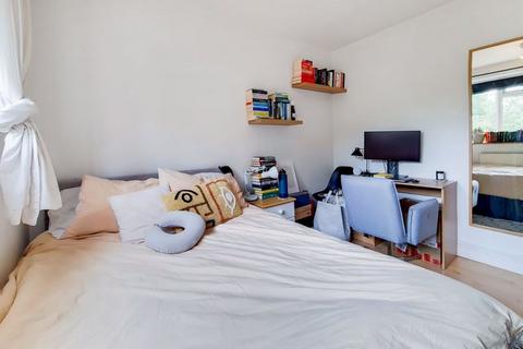 4 bedroom apartment for sale, Dagnall Street, London