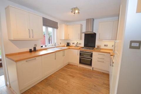 4 bedroom semi-detached house for sale, Eastbury Close, Widnes