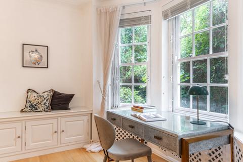 3 bedroom apartment for sale, Avenue Road, London, NW8