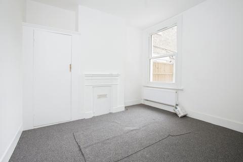 2 bedroom flat to rent, Morley Road