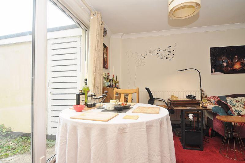 Living Room/Diner