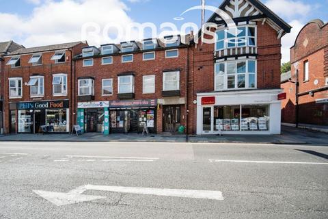 2 bedroom apartment to rent, Broad Street, Wokingham