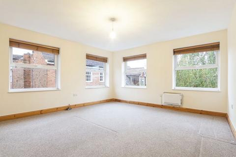 2 bedroom apartment to rent, Broad Street, Wokingham