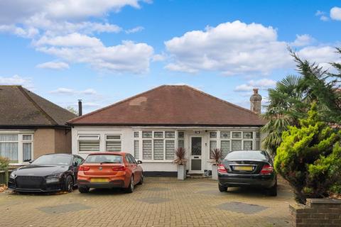 4 bedroom detached bungalow for sale, St. Dunstans Hill, Cheam