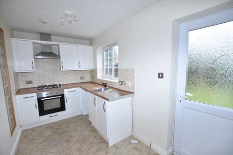 2 bedroom semi-detached house to rent, Leafe Close, Nottingham