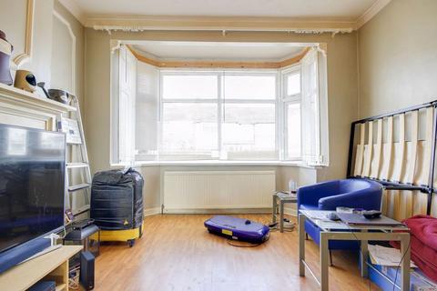 3 bedroom terraced house for sale, Nursery Close, Enfield