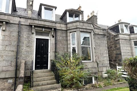 1 bedroom in a house share to rent, Roslin Terrace, City Centre, Aberdeen, AB24