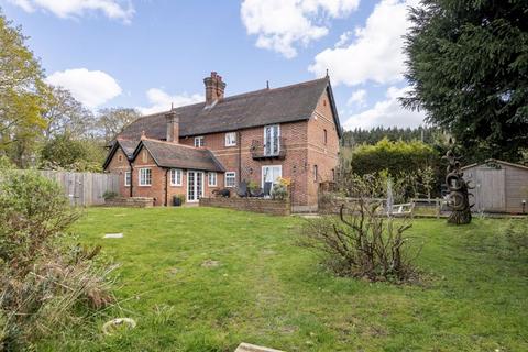 4 bedroom semi-detached house for sale, Eridge Road, Tunbridge Wells