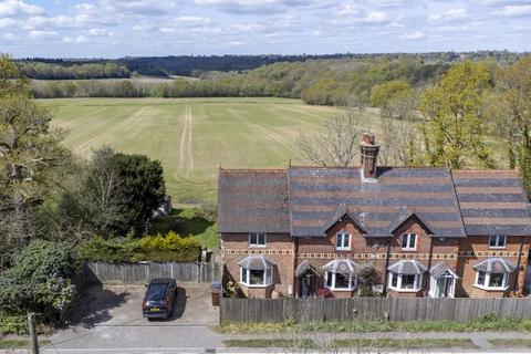 4 bedroom semi-detached house for sale, Eridge Road, Tunbridge Wells