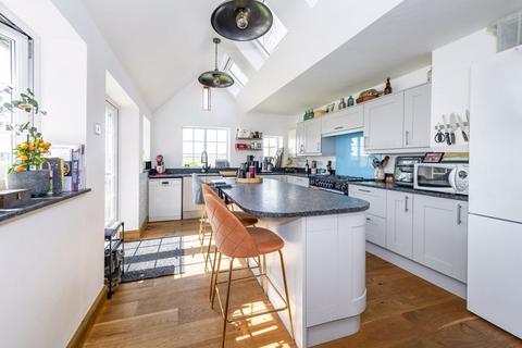 4 bedroom semi-detached house for sale, Eridge Road, Tunbridge Wells