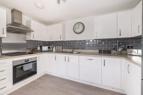 2 bedroom flat for sale, Bailey Place, Crowborough