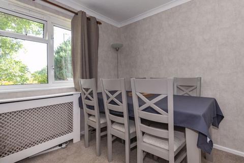 85 Forest Rise, Crowborough, TN6 2EP