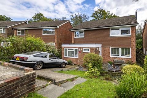 4 bedroom detached house for sale, Fermor Way, Crowborough