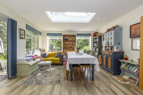 58 Fermor Way, Crowborough, TN6 3BJ