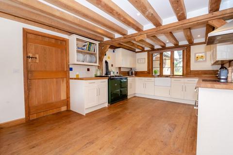 4 bedroom detached house for sale, Pencombe, Bromyard, HR7 4SH