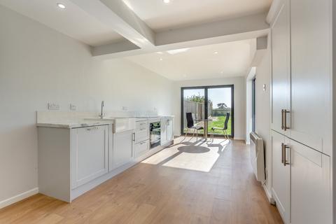 3 bedroom end of terrace house for sale, Coates Lane, Coates, Cirencester, Gloucestershire, GL7