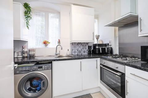 2 bedroom flat for sale, Palissy Street, Shoreditch, London, E2