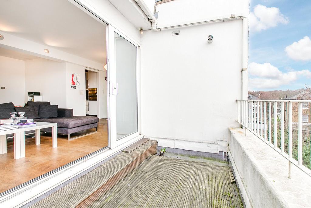 Lower Addison Gardens, London W14 2 bed apartment to rent £2,383 pcm