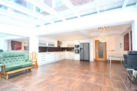 4 bedroom terraced house for sale, Redington Gardens, London, NW3