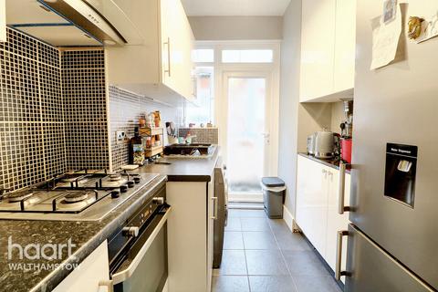 2 bedroom maisonette for sale, Blackhorse Road, Walthamstow