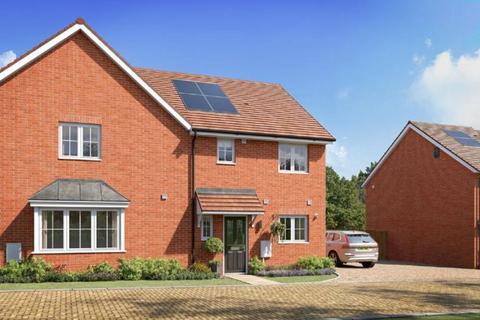 3 bedroom semi-detached house for sale, Plot 222, The Hatfield at Crown Meadows, Goldfinch Drive ME13