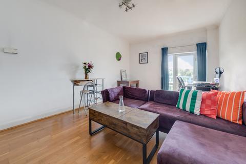 1 bedroom flat for sale, Westminster Court, King & Queen Wharf, Rotherhithe Street, London, SE16