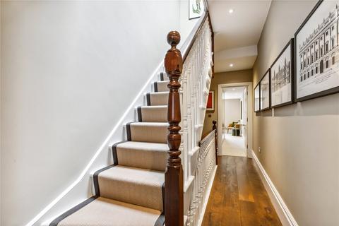 20 Whitehall Gardens, London, W3 9RD