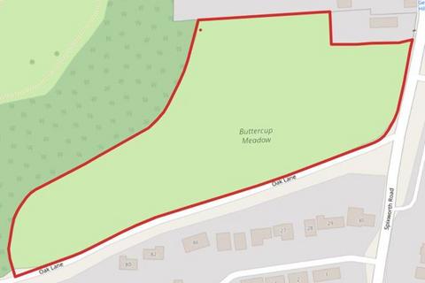 Farm land to rent, 2.27Ha (5.61 Acres) Grass Meadow For Grazing, Spixworth Road / Oak Lane, Norwich , Norfolk, NR6