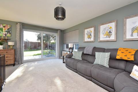 3 bedroom detached house for sale, Oxford Drive, Woodbridge, Suffolk, IP12