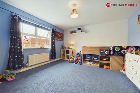 9 Arnold Rise, Biggleswade, SG18 8UF
