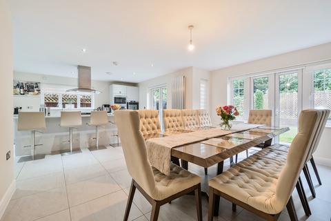 5 bedroom detached house for sale, The Pippins, Reading RG7