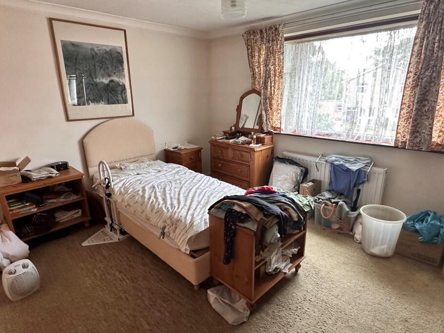 Bedroom 1 Pic 1