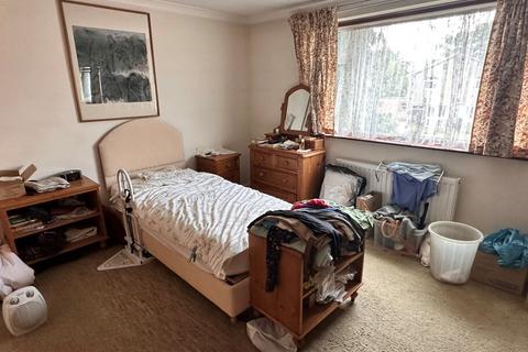 3 Alderley Close, Woodley, Reading, RG5 4TG