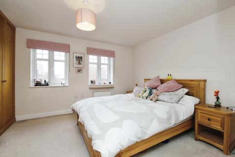 3 bedroom semi-detached house for sale, Turnberry Walk, Durham DH1