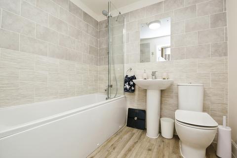 3 bedroom semi-detached house for sale, Turnberry Walk, Durham DH1