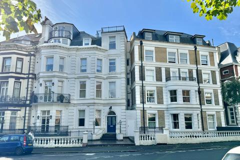 2 bedroom apartment for sale, Trinity Crescent, Kent CT20