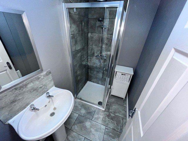 En Suite Shower Room