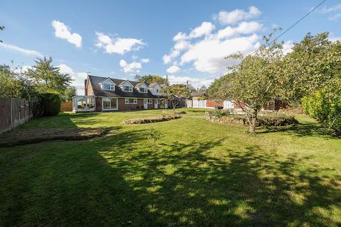 4 bedroom detached house for sale, Dunmow Road, Dunmow CM6