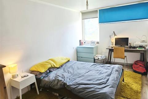 1 bedroom flat for sale, Ebley Close, London SE15