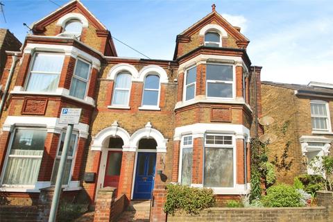 3 bedroom flat for sale, Park Road, Kent ME10