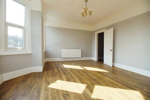 3 bedroom flat for sale, Park Road, Kent ME10