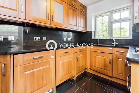 3 bedroom semi-detached house to rent, Woodbury Drive, Sutton SM2