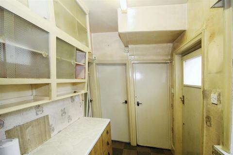 237 Queens Road, Bradford, BD2 4BT