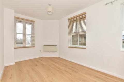 1 bedroom ground floor flat for sale, Sea Street, Herne Bay, Kent