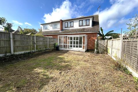 4 bedroom semi-detached house for sale, Birchwood Drive, Leigh-On-Sea