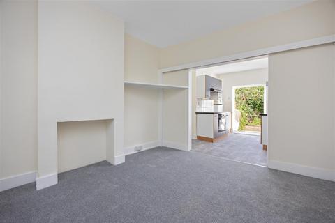 4 bedroom terraced house to rent, Shaftesbury Place, Brighton