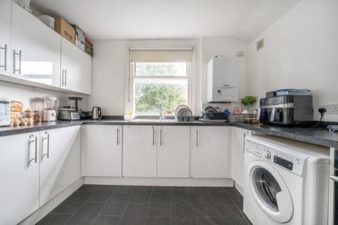 18c Vernham Road, London, SE18 3EZ