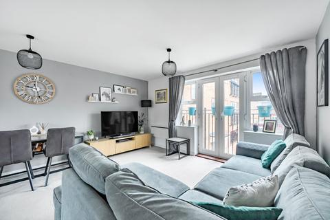 2 bedroom flat for sale, Sopwith Road, Hampshire SO50